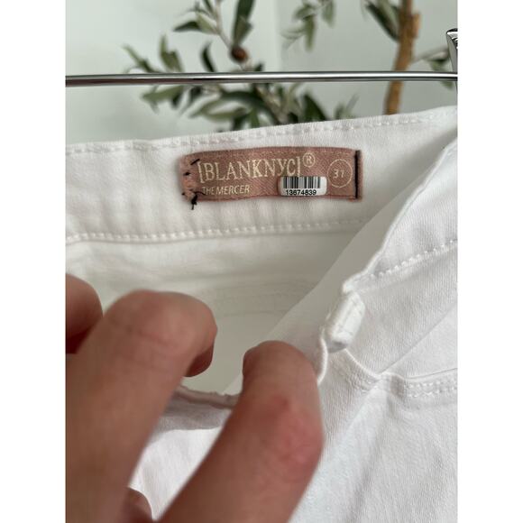 BlankNYC The White Mercer Skinny Jeans - Picture 5 of 10